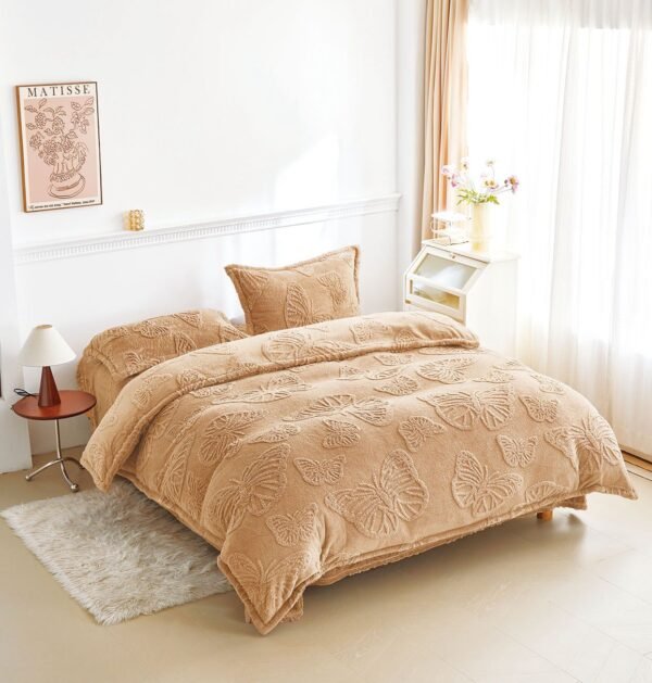 Lenjerie Cocolino cu Fluturi 4 Piese – Pufoasă și Călduroasă