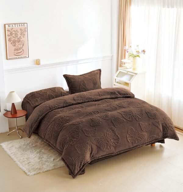 Lenjerie Cocolino cu Fluturi 4 Piese – Pufoasă și Călduroasă