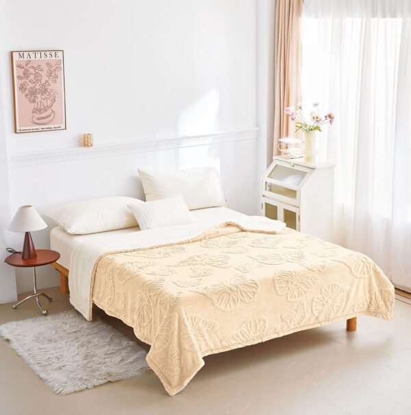 Patura Cocolino cu blăniță 200x230 cm – moale și călduroasă