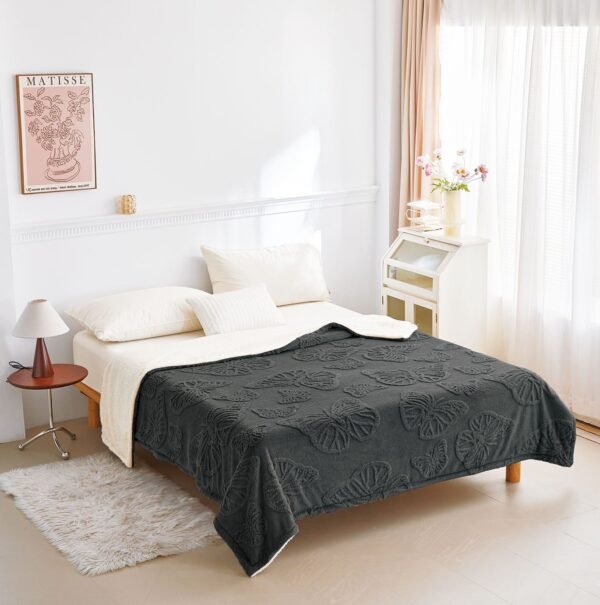 Patura Cocolino cu blăniță 200x230 cm – moale și călduroasă